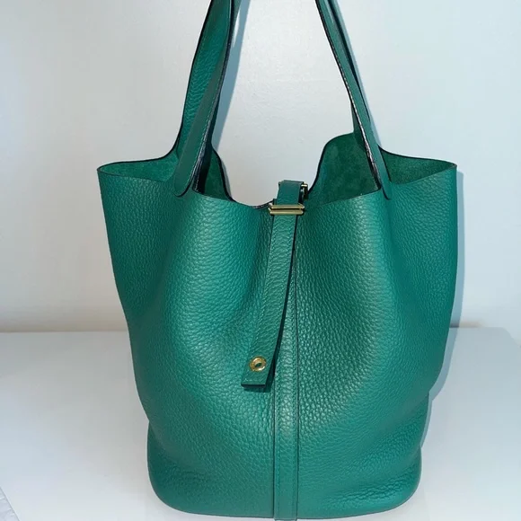 Hermès Picotin Lock 22 in Green - Picture 5 of 10